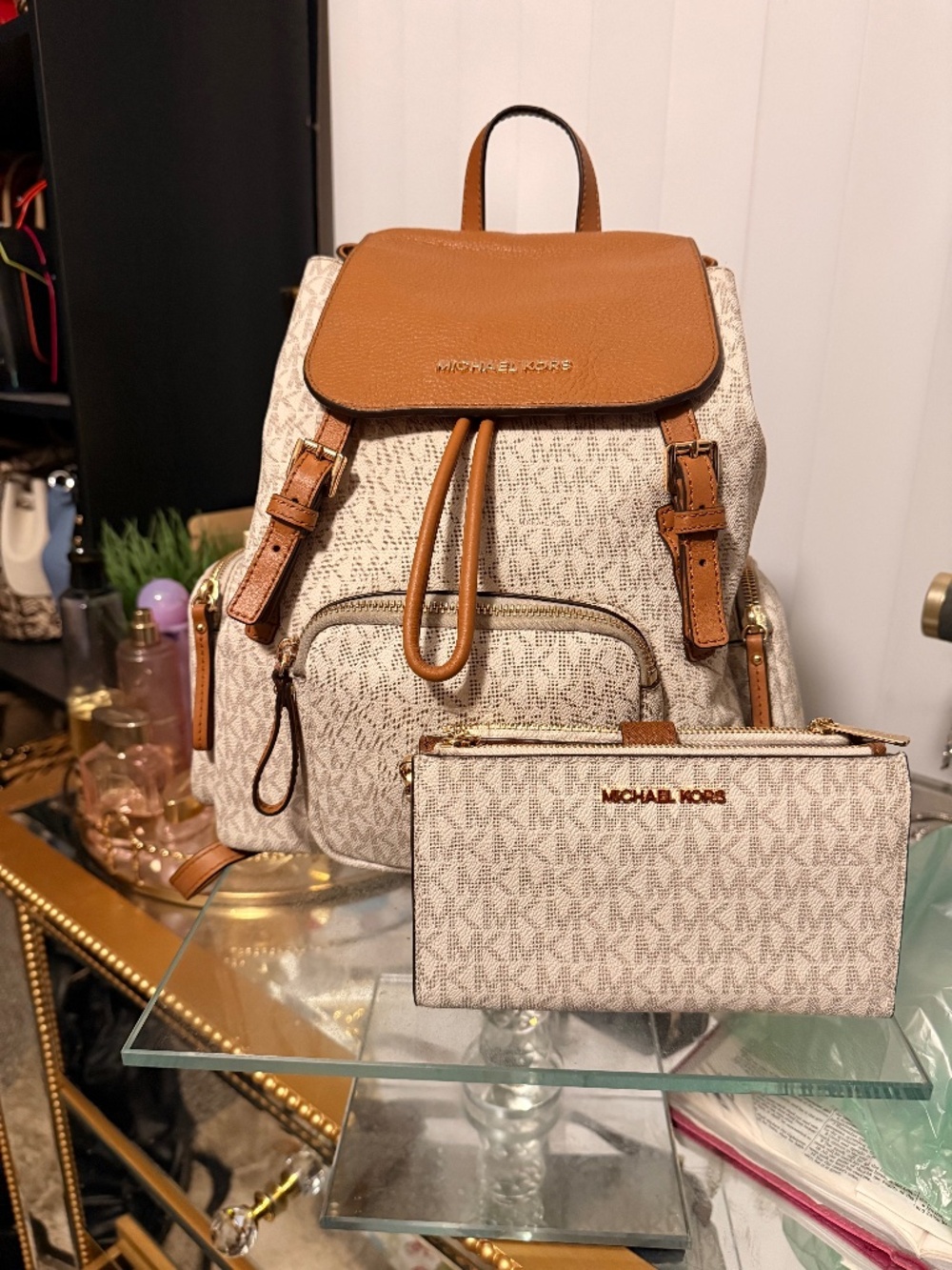 Michael Kors Abbey Cargo Lg Backpack